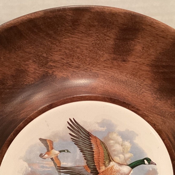 Vermont Walnut ware Wood Cheese and Cracker Tray Canadian Geese Tile Trivet - Picture 4 of 7